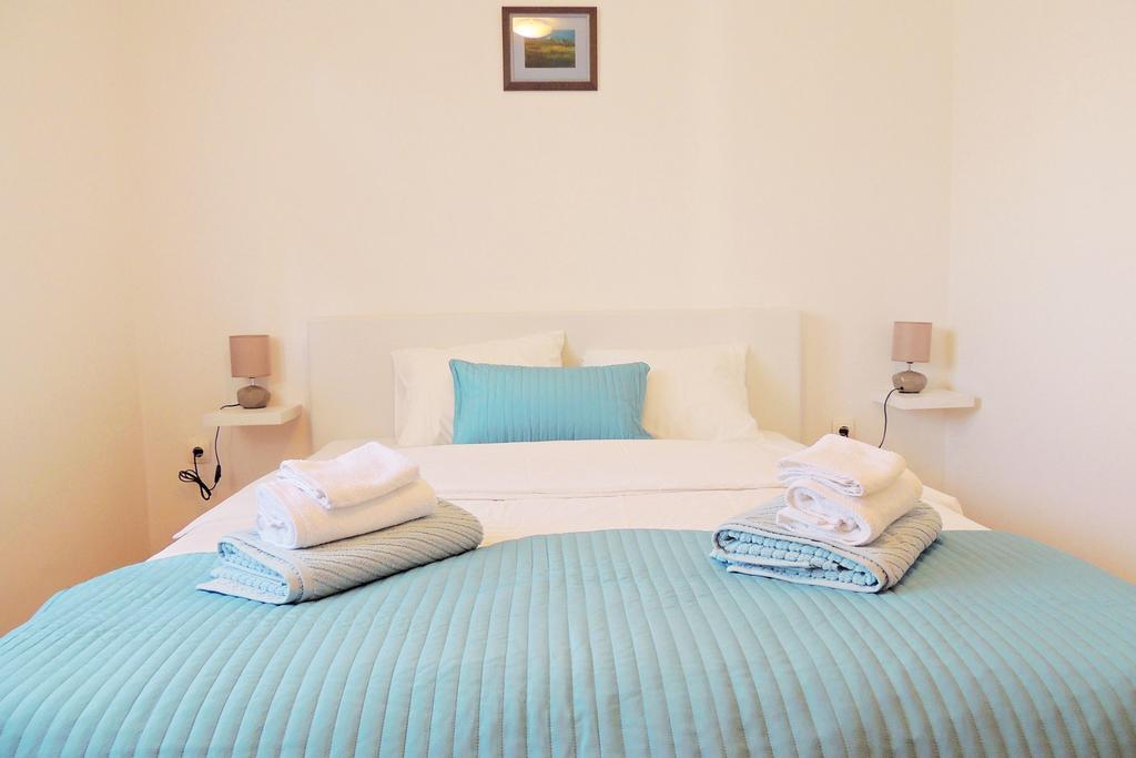 Private Accommodation Kirincic Vrh  Екстериор снимка